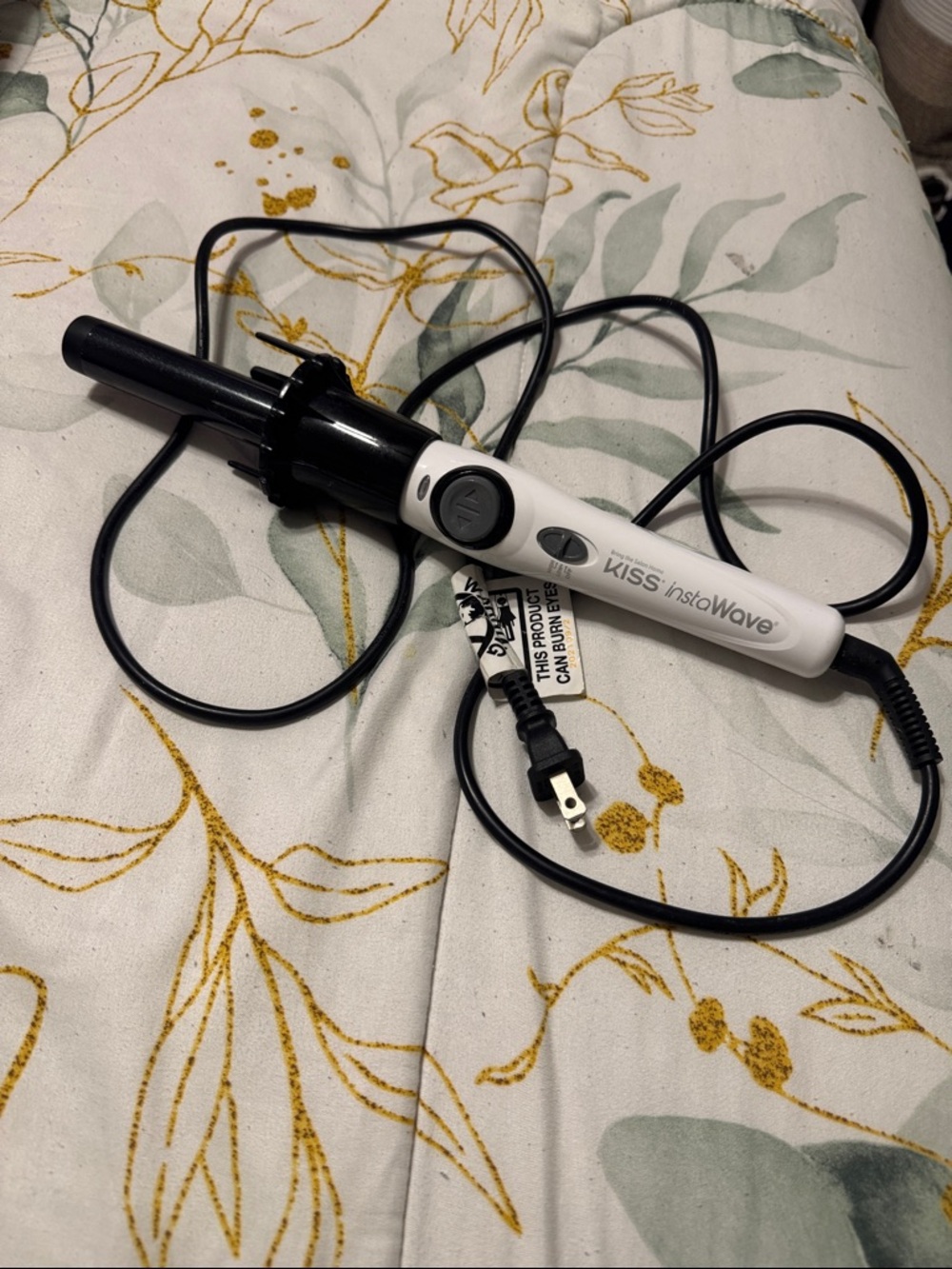 KISS Instawave Automatic Curling Iron